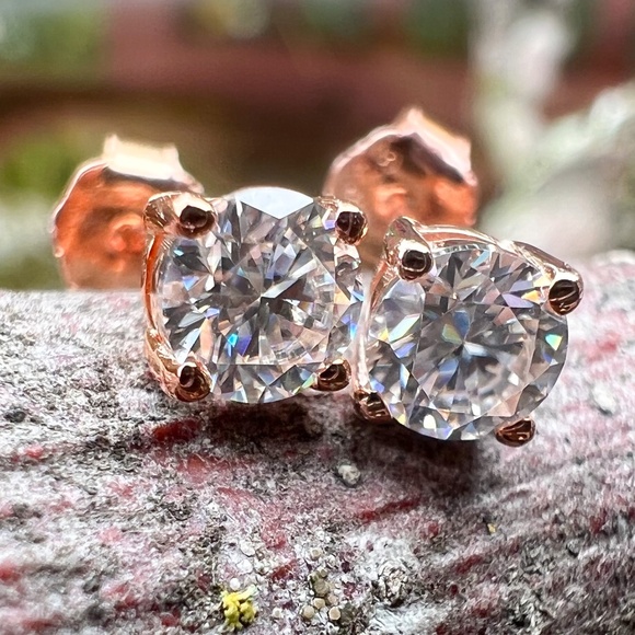 Certified Moissanite Stud Earrings 14K Rose Gold Vermeil  , Top Grade D VVS - Picture 4 of 7